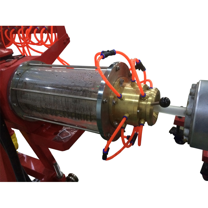 PPR pipe making machine.jpg PPR制管机.jpg