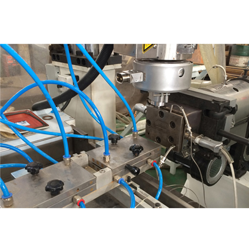 PS型材挤出设备